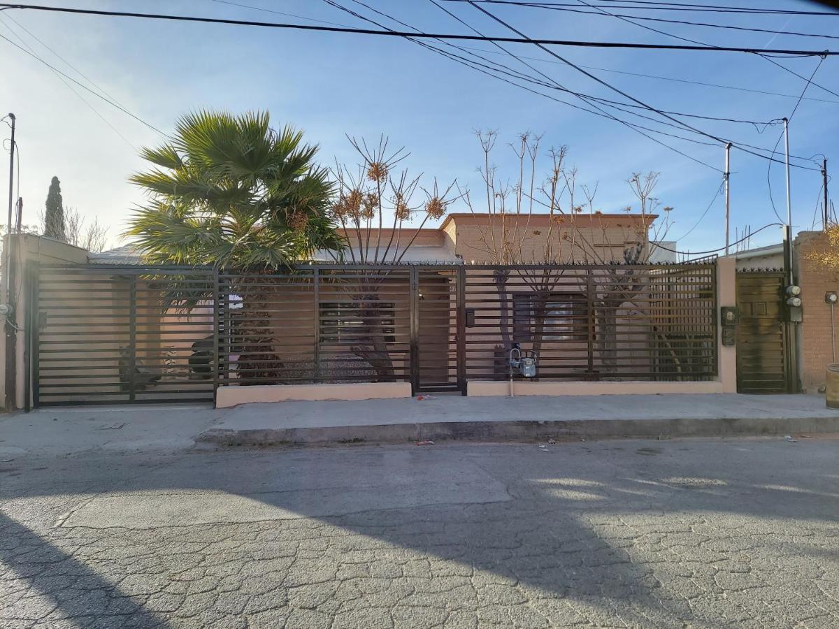 فيلا Casa En La Zona Centro De La Ciudad سيوداد خواريز المظهر الخارجي الصورة